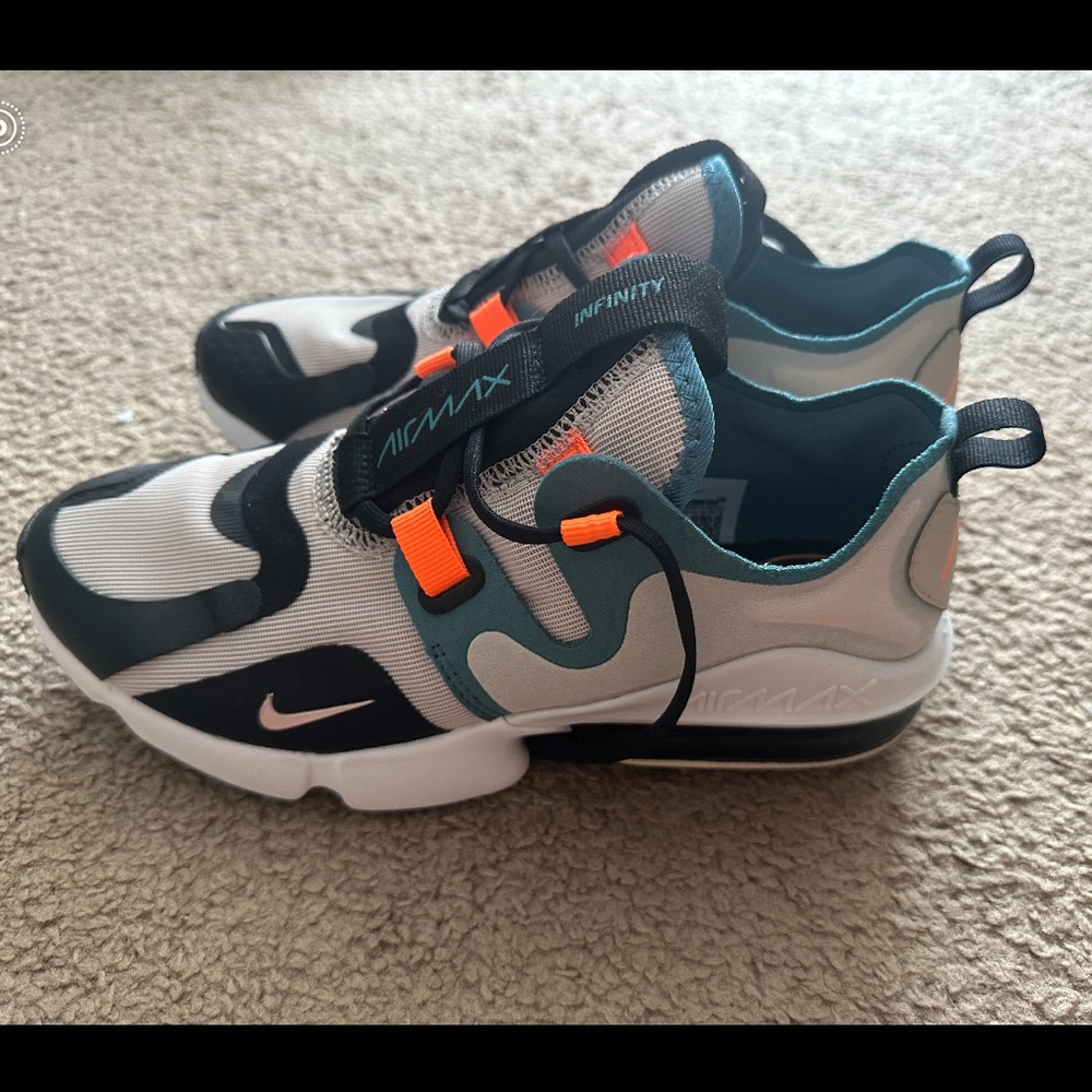 Nike Air Max Infinity ‘Black Mineral Teal”